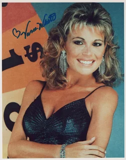 Vanna White autograph