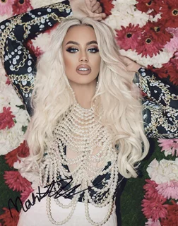 Matilda Dahlin autograph