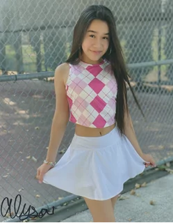 Alysa Gutierrez-Sierra autograph