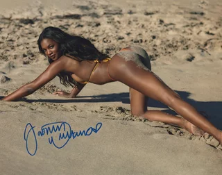 Jasmyn Wilkins autograph
