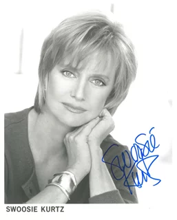 Swoosie Kurtz autograph