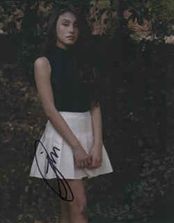 Jennifer Michele autograph