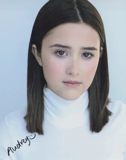 Audrey Smallman autograph