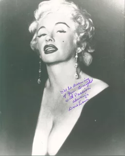 Dixie Evans autograph