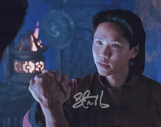 Steven Ho autograph