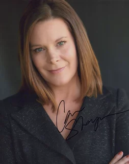 Cari Shayne autograph