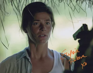 Elysia Rotaru autograph