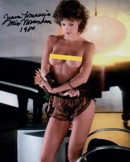 Jeana Tomasino autograph