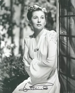 Joan Fontaine autograph