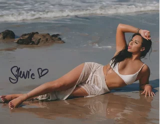 Stevie Rachel autograph