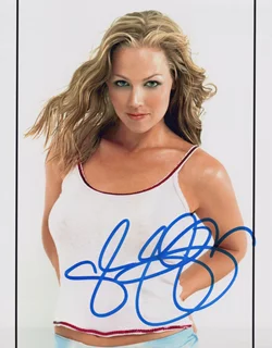 Jennie Garth autograph