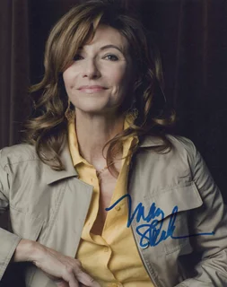 Mary Steenburgen autograph