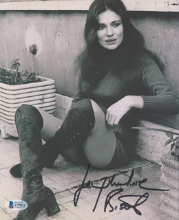 Jacqueline Bisset autograph