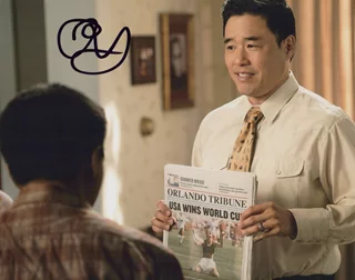 Randall Park autograph