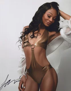 Jasmine Davis autograph