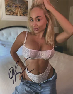 Lily Fursova autograph