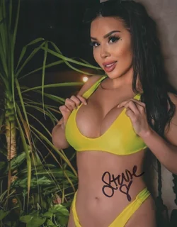 Stevie Rachel autograph