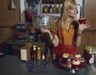 Beth Behrs autograph