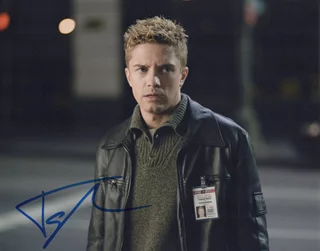 Topher Grace autograph