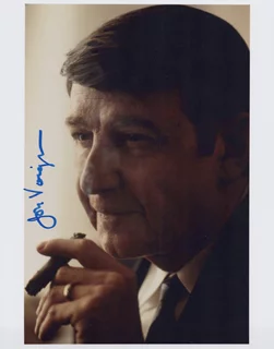 Jon Voight autograph