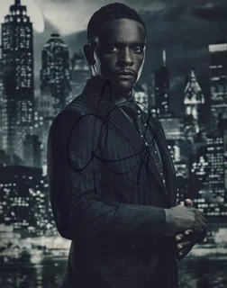 Chris Chalk autograph