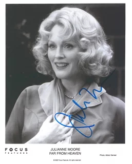 Julianne Moore autograph