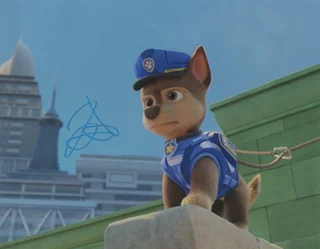 Iain Armitage autograph