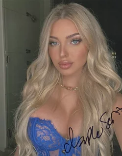 Sophie Saint autograph