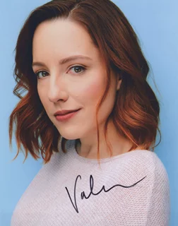 Valerie Tosi autograph