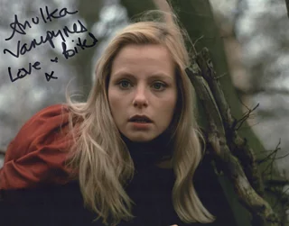 Anulka Dziubinska autograph