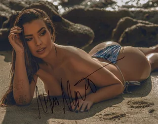 Morgan Monet autograph