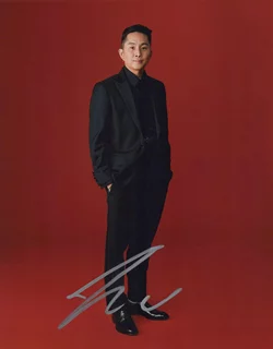 Justin Chon autograph