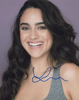 Layla Mohammadi autograph