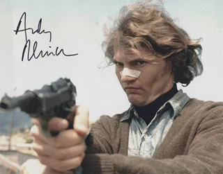 Andrew Robinson autograph