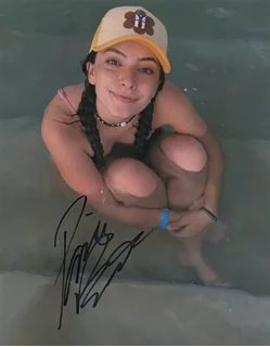 Paris Bravo autograph