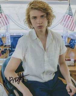 Marik Knight autograph