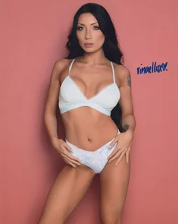 Rina Ellis autograph