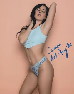 Carmen del Rey autograph