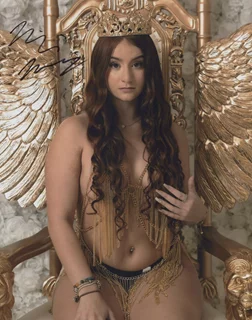 Mikaila Murphy autograph