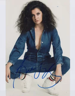 Ana Scotney autograph