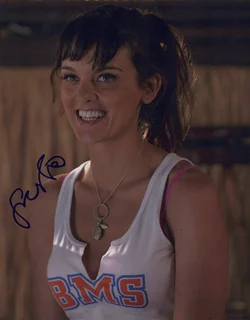Frankie Shaw autograph
