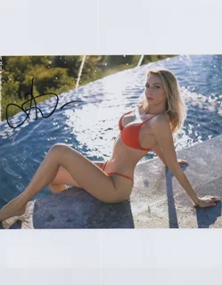 Tatiana Radashulya autograph