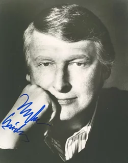 Mike Nichols autograph