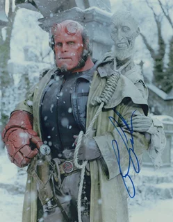 Ron Perlman autograph