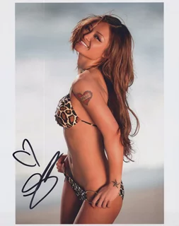 Tila Tequila Nguyen autograph