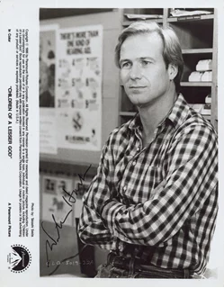 William Hurt autograph