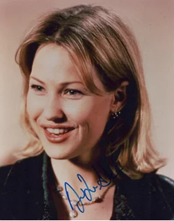 Joey Lauren Adams autograph