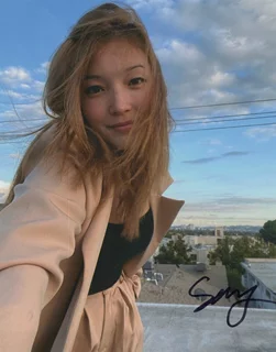 Saylor Curda autograph