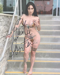 Misha Montana autograph