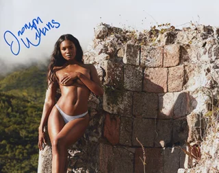 Jasmyn Wilkins autograph